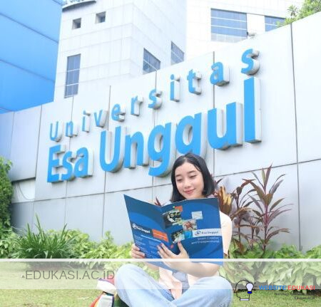 Universitas Esa Unggul